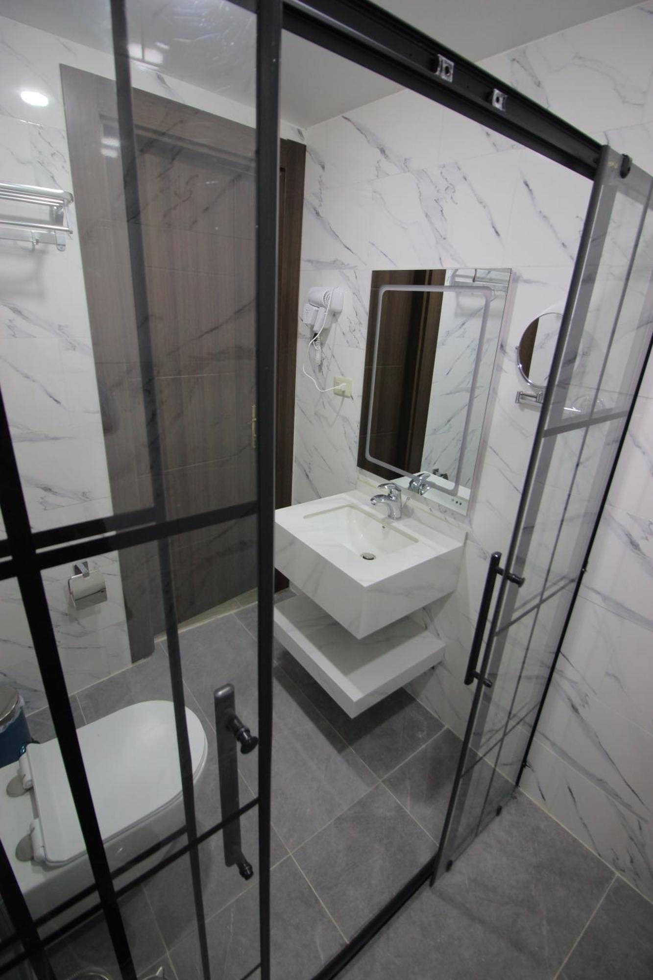 Beirut Hotel 2 New Амман Экстерьер фото