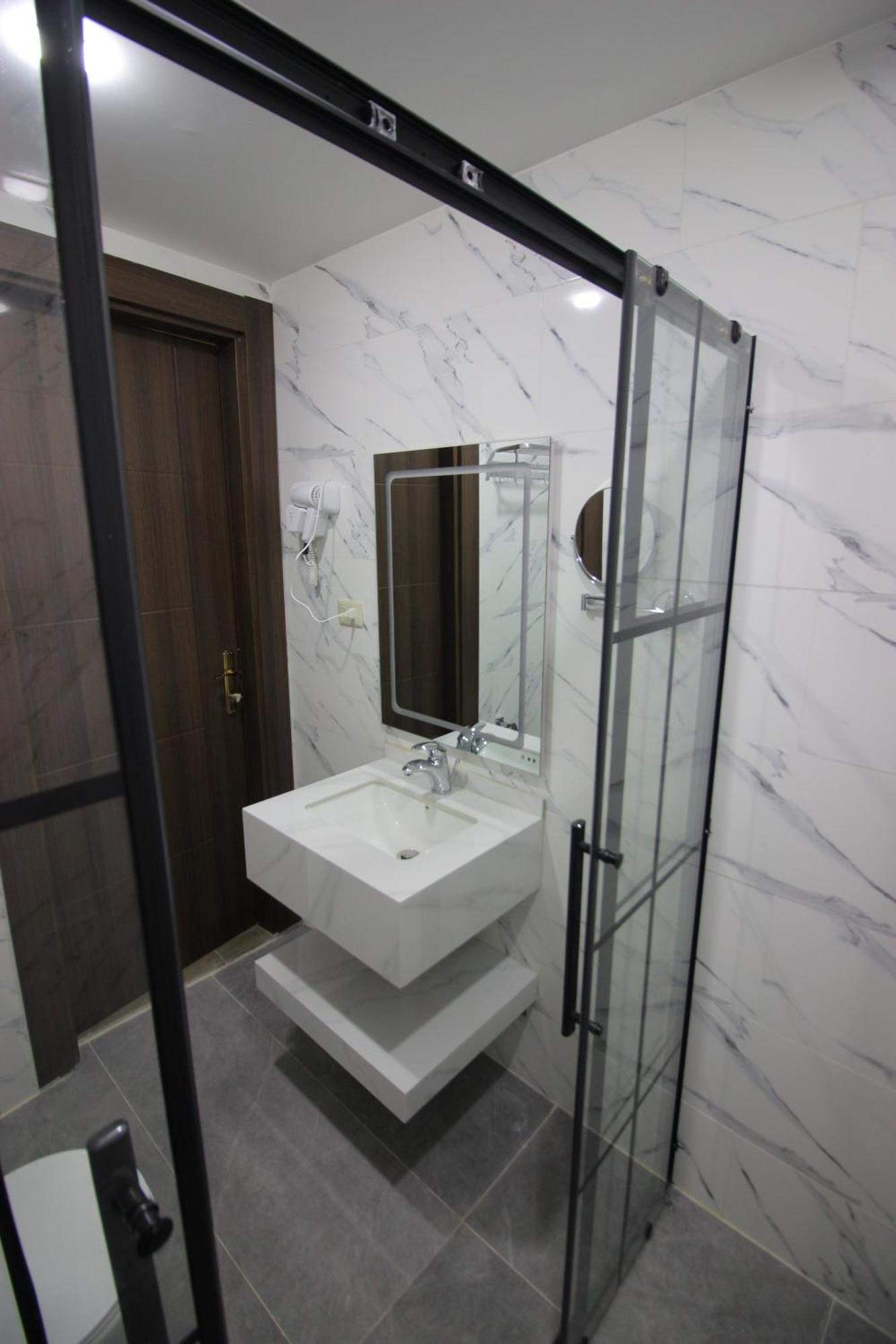 Beirut Hotel 2 New Амман Экстерьер фото